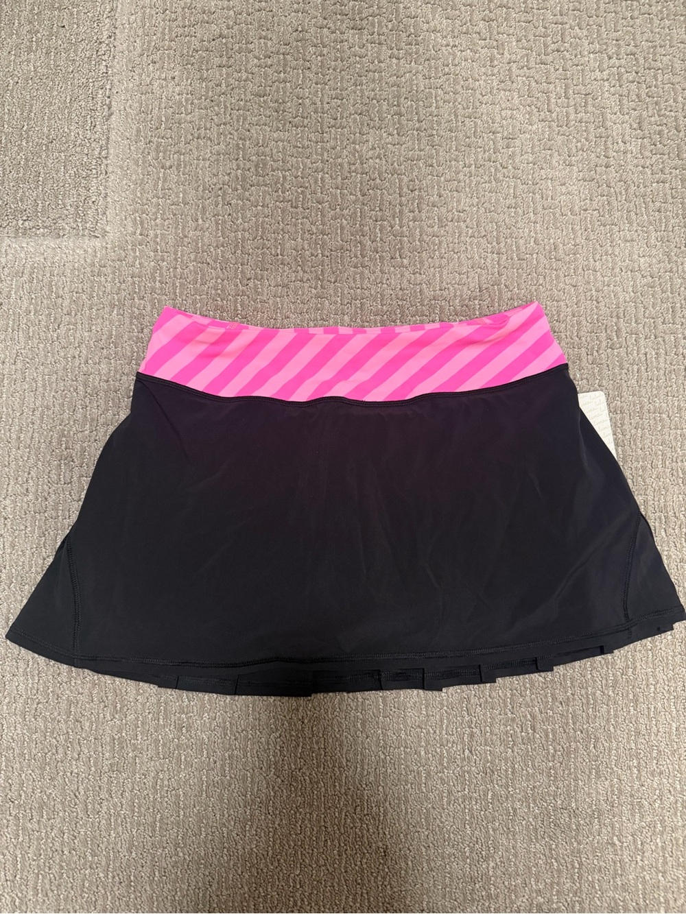 Lululemon Skort Size 6 new with tags